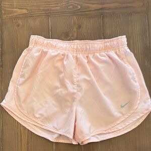 Women’s Nike Tempo Shorts Size Medium
